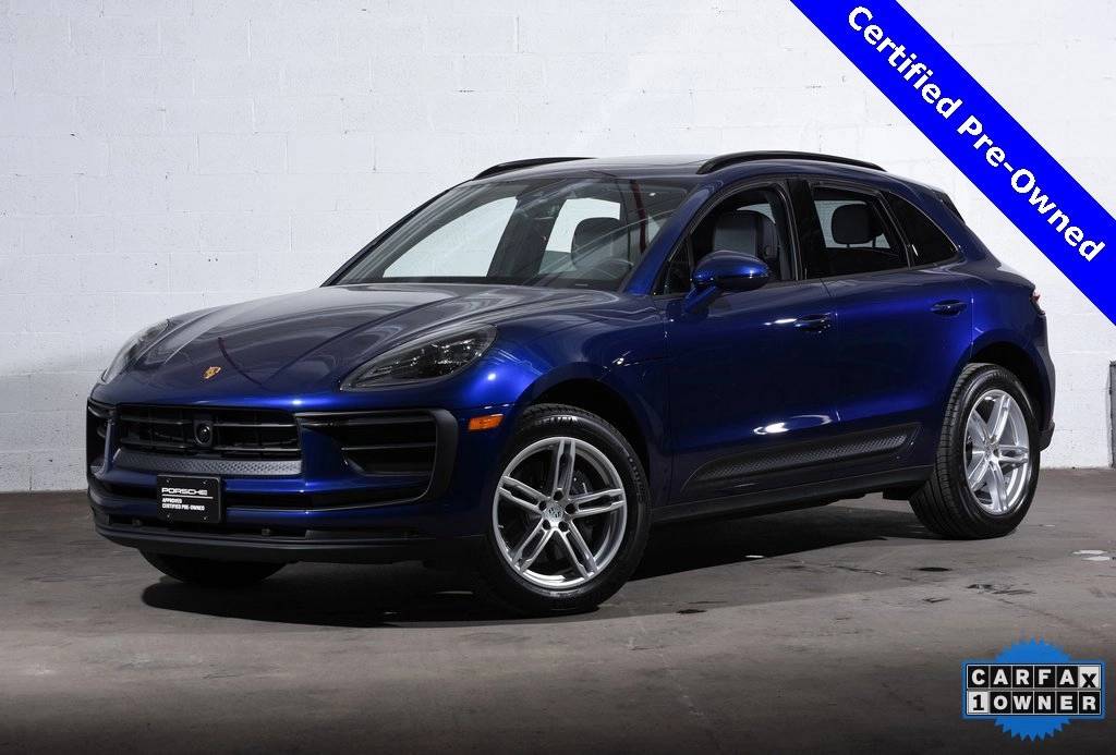 2024 Porsche Macan T's photo