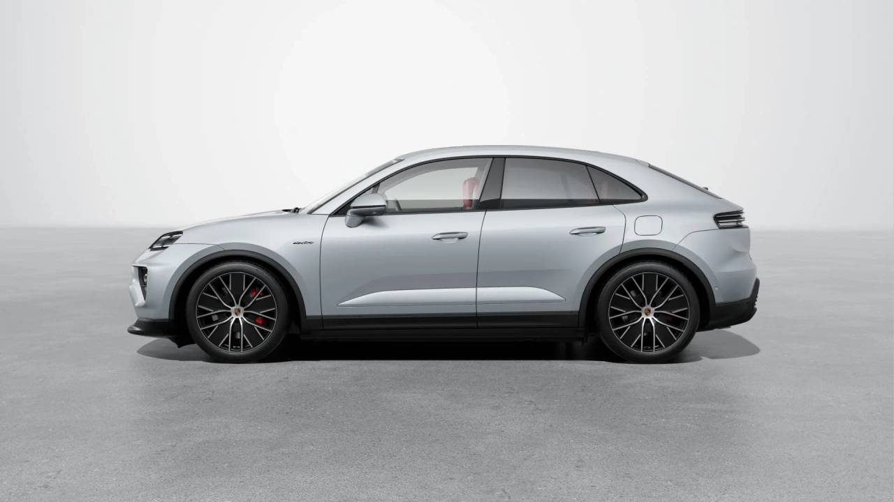 2025 Porsche Macan Electric photo 2