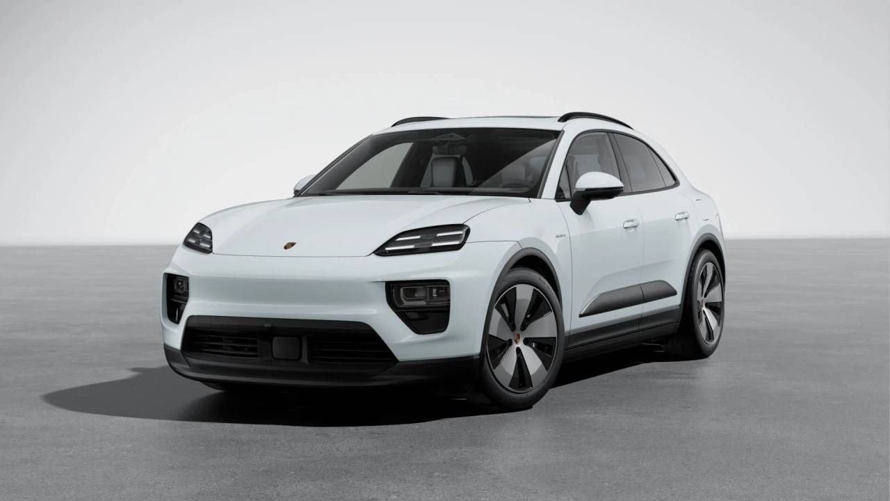 2026 Porsche Macan Base
