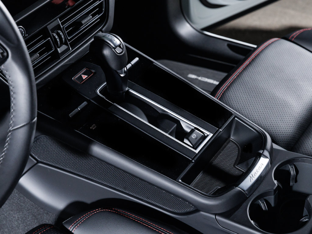 2026 Porsche Macan GTS - Photo 26