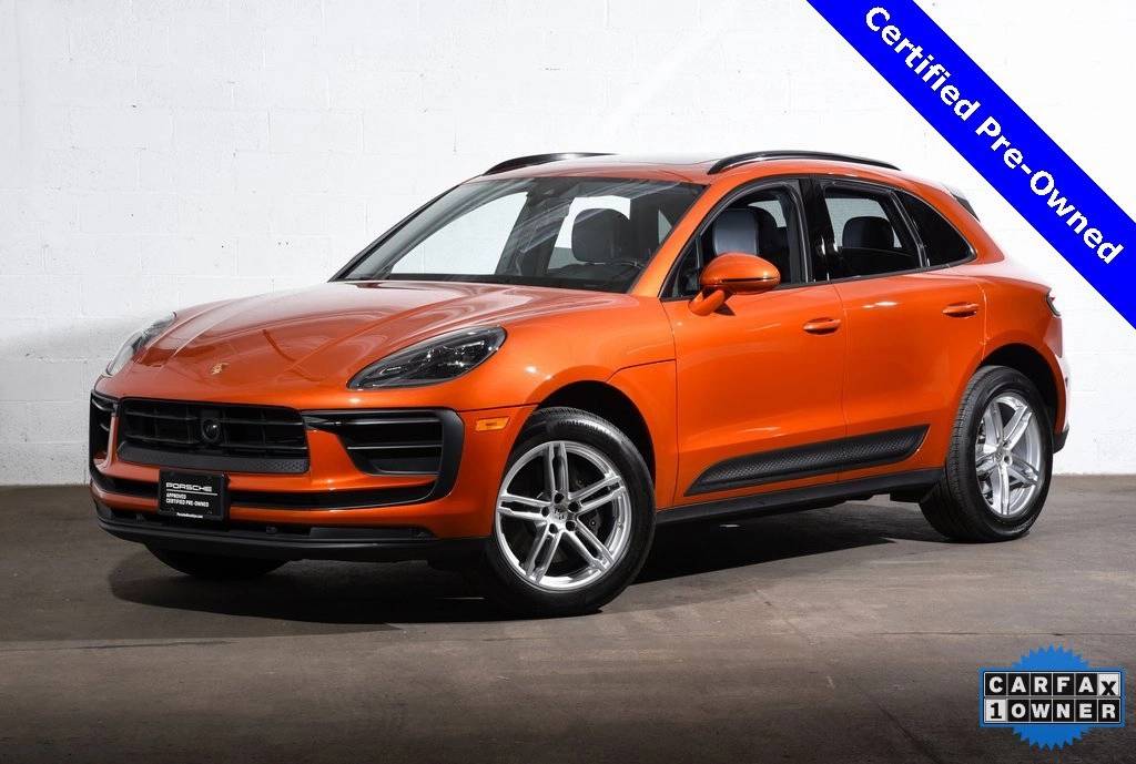 2025 Porsche Macan Base