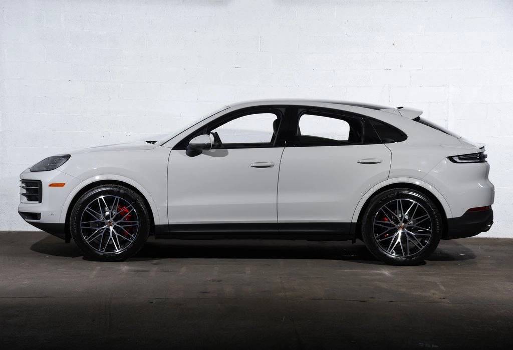 2026 Porsche Cayenne Coupe S photo 2