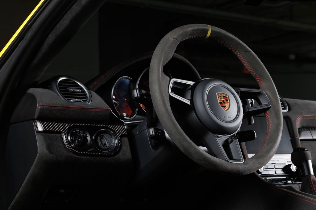 2024 Porsche 718 Spyder RS - Photo 17