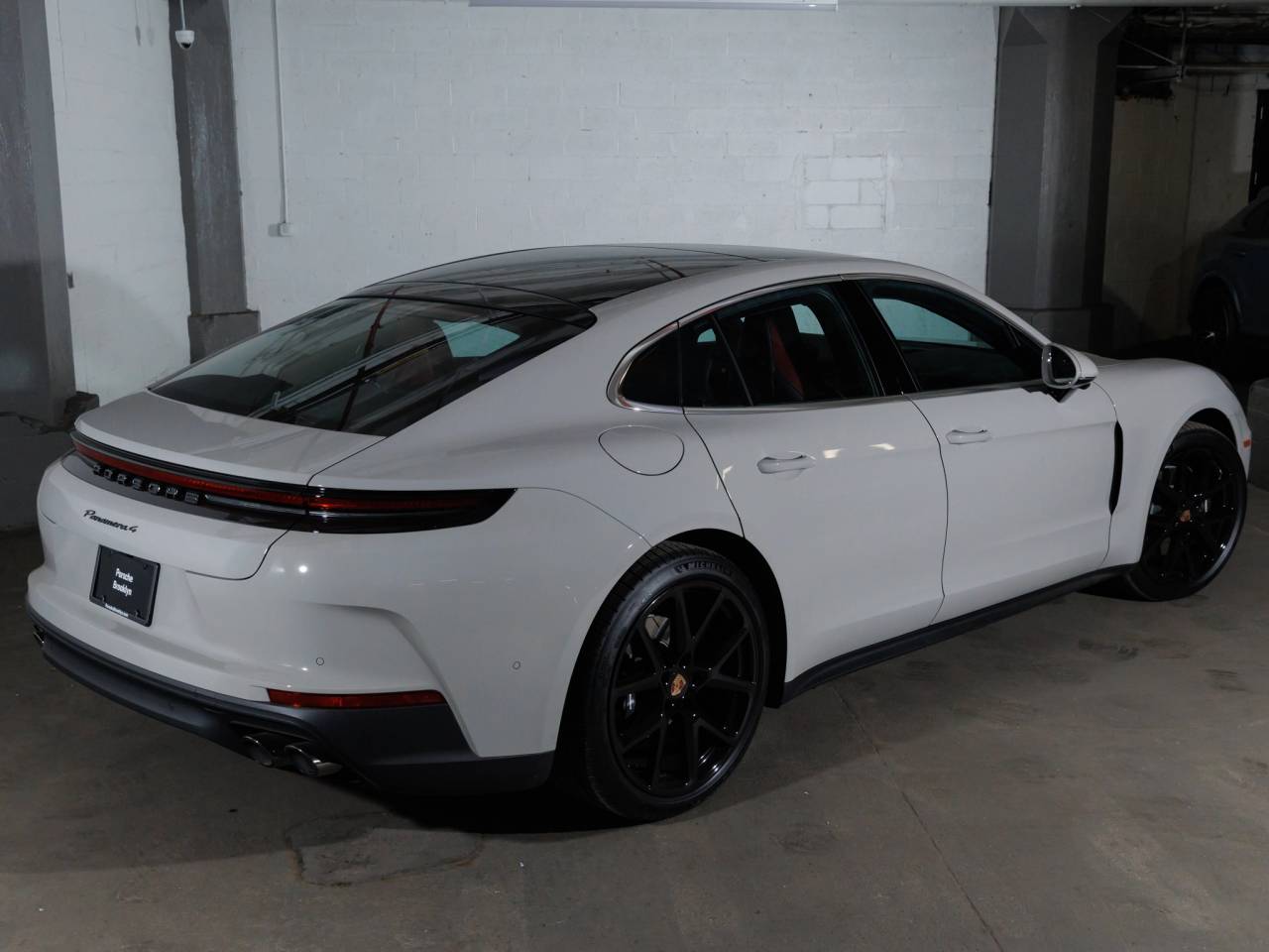 2026 Porsche Panamera Base - Photo 17