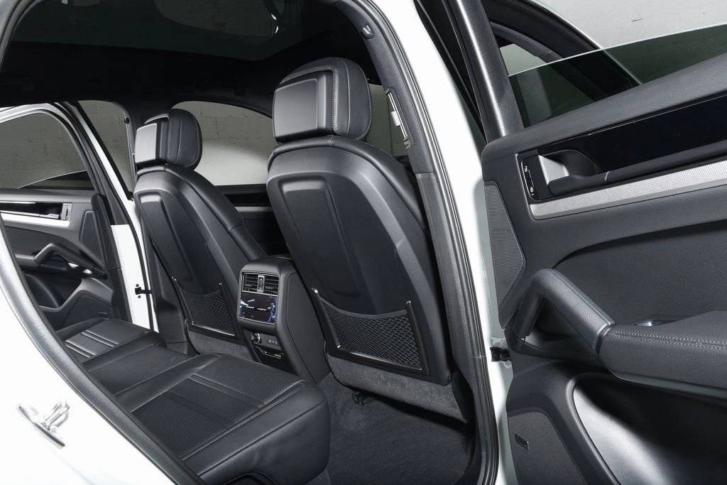 2026 Porsche Cayenne Coup S - Photo 29