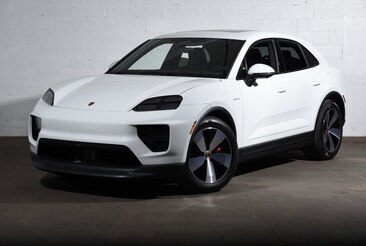 2025 Porsche Macan Electric 4S SUV
