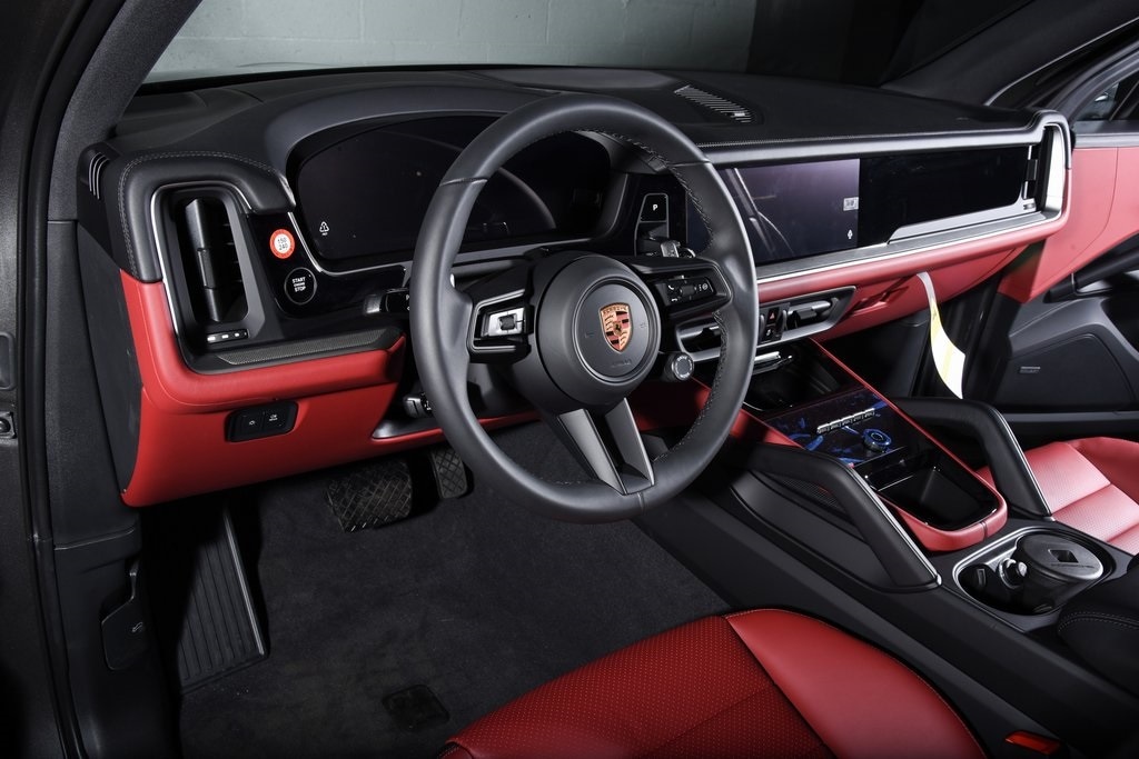 New 2025 Porsche Cayenne SUV