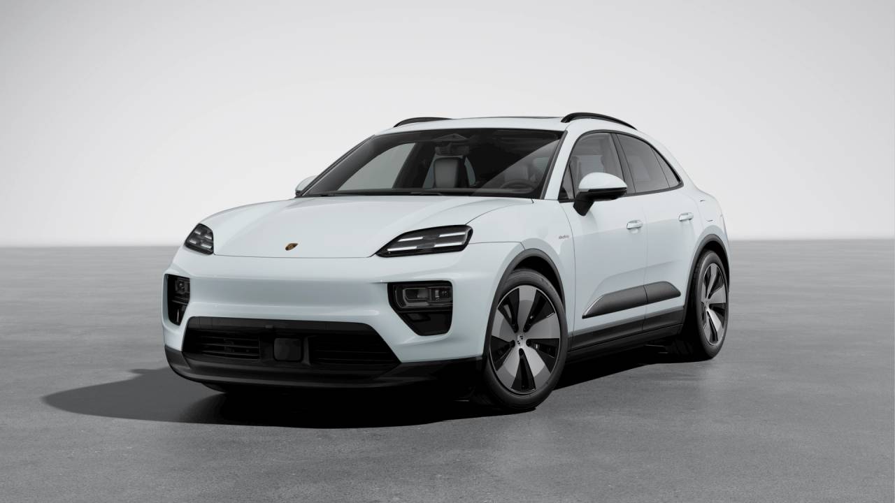 2026 Porsche Macan Base