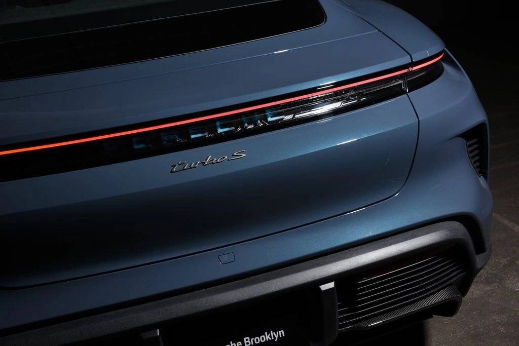 2026 Porsche Taycan Turbo S - Photo 16