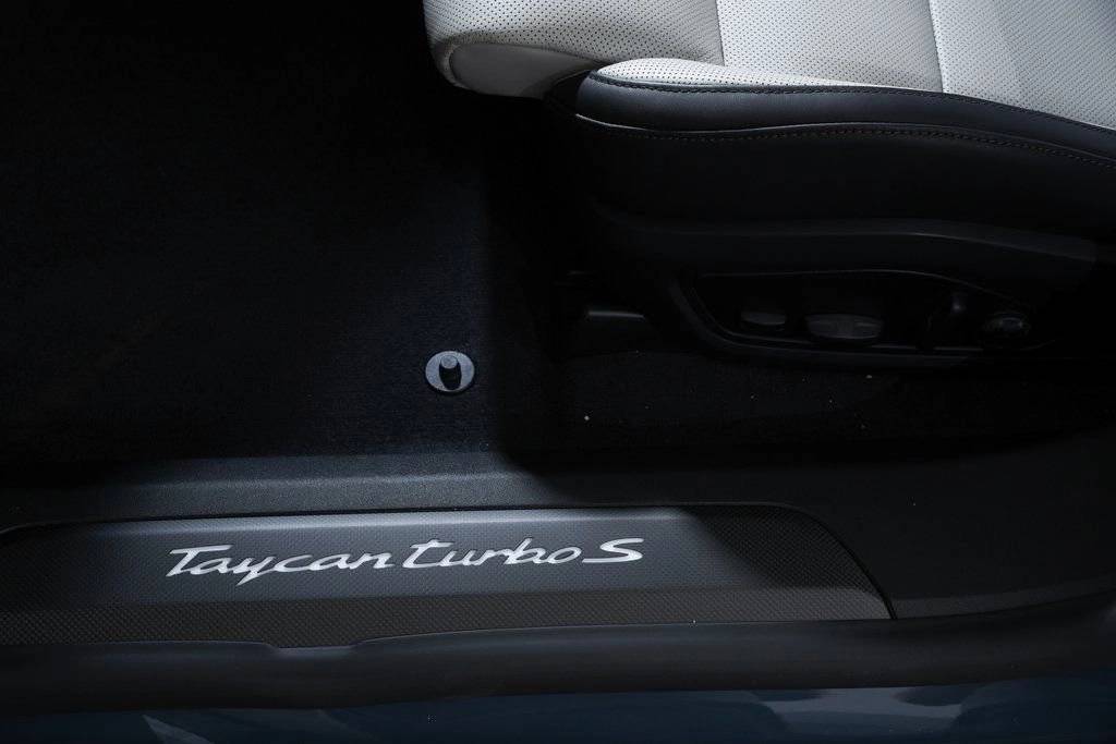 2026 Porsche Taycan Turbo S - Photo 30