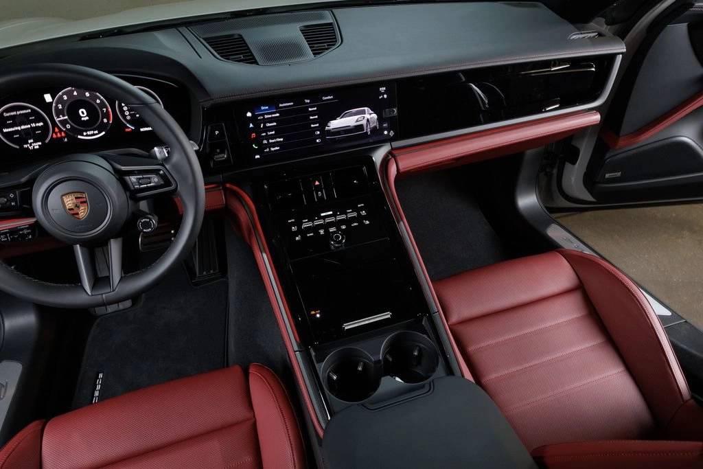 2026 Porsche Panamera Base - Photo 24