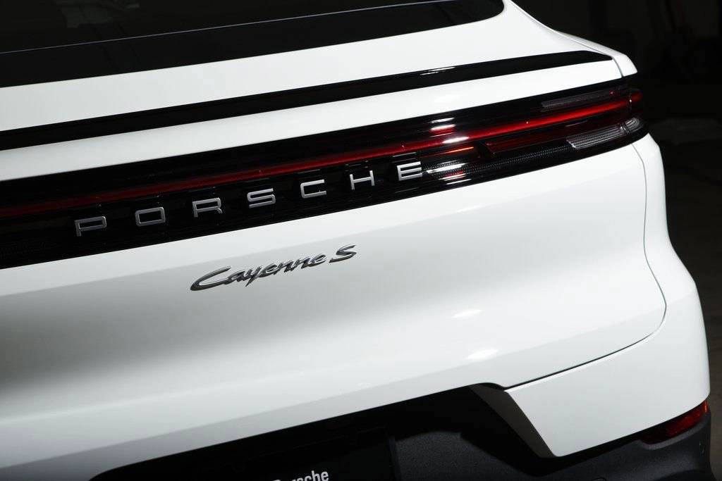 2026 Porsche Cayenne Coup S - Photo 12