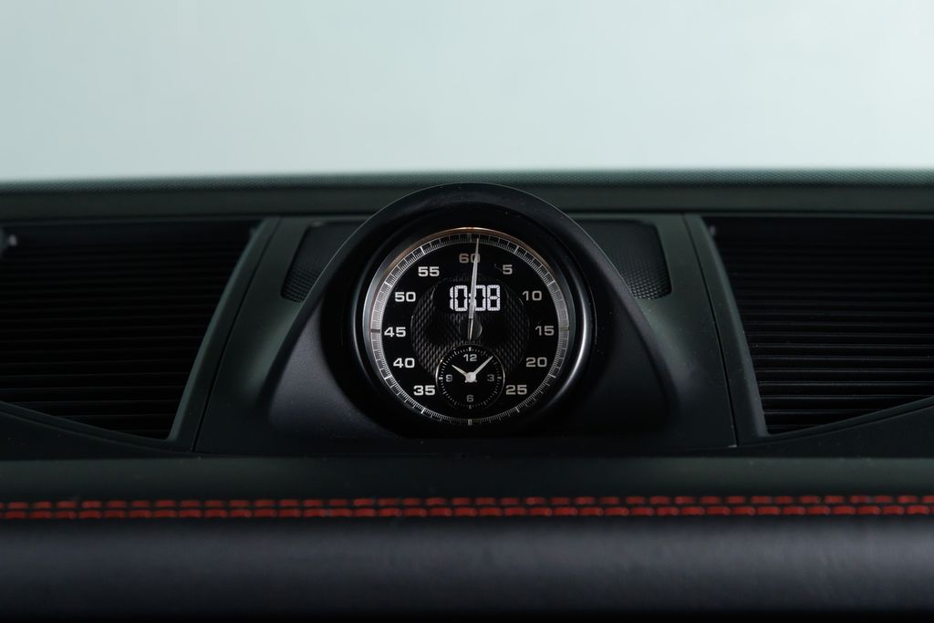 2026 Porsche Macan GTS - Photo 11