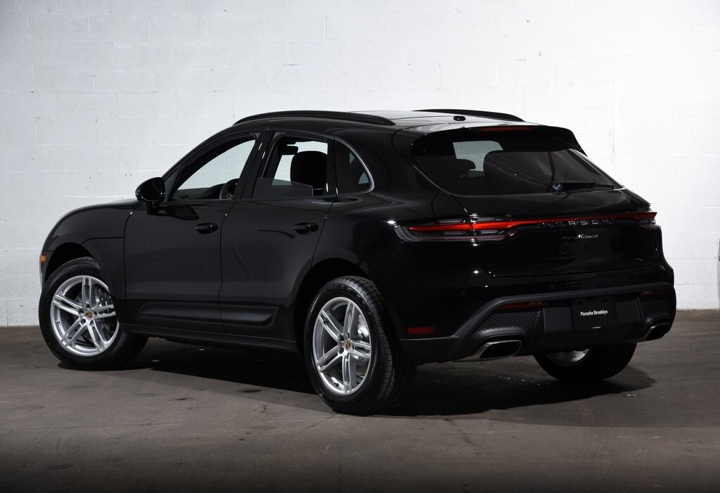 New 2025 Porsche Macan SUV