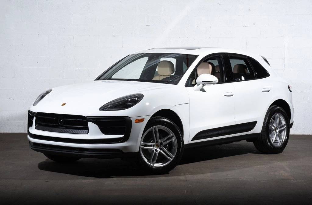 2026 Porsche Macan's photo