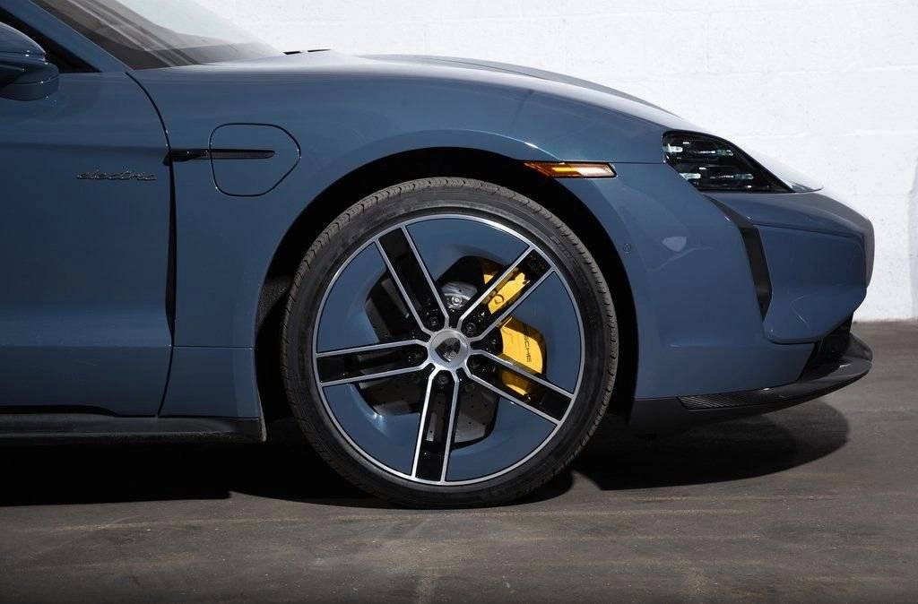 2026 Porsche Taycan Turbo S - Photo 17