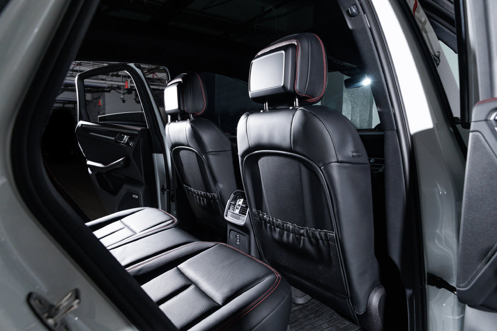 2026 Porsche Macan GTS - Photo 33