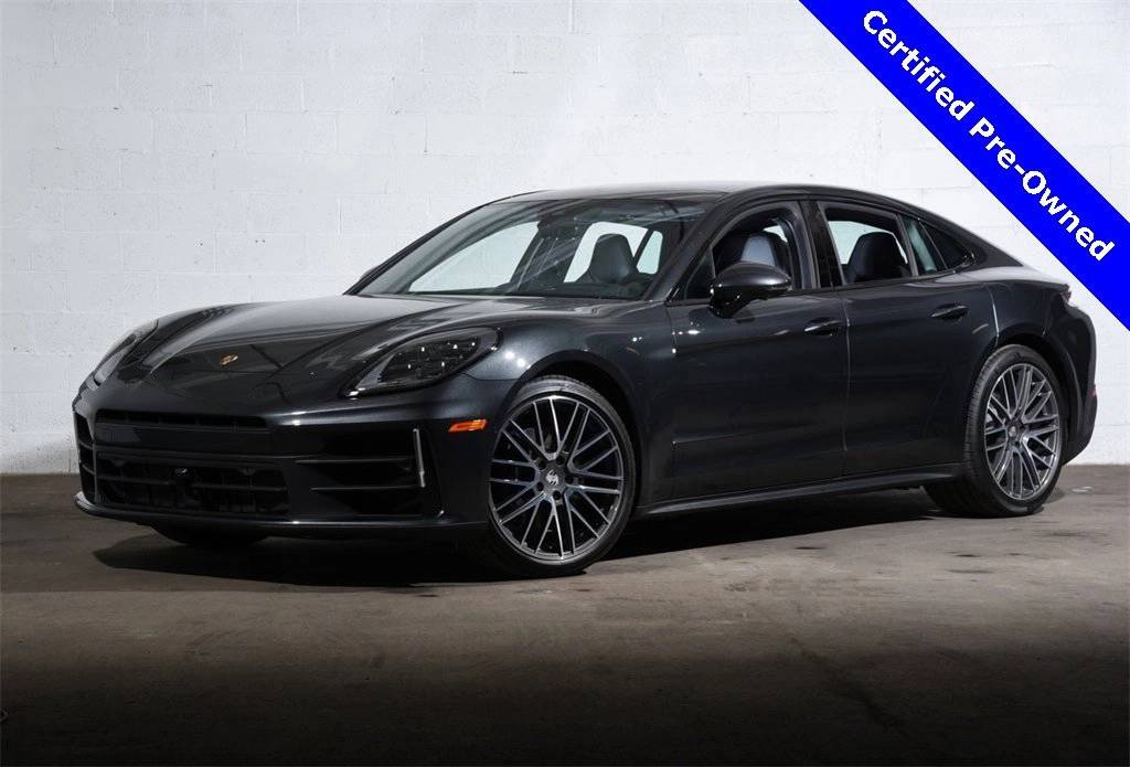 2024 Porsche Panamera Base's photo