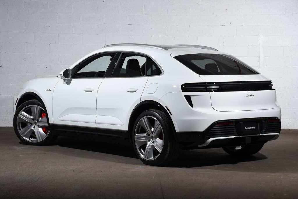 New 2025 Porsche Macan Electric Turbo SUV