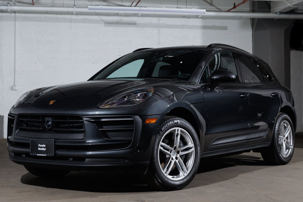 2026 Porsche Macan