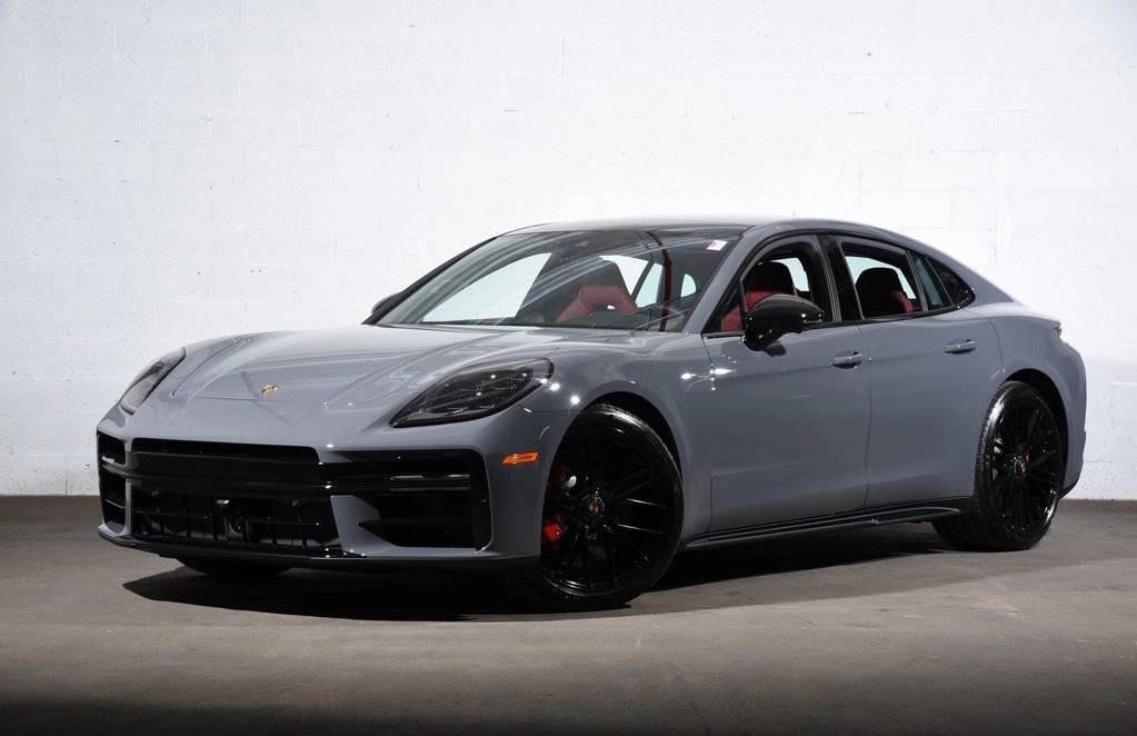 2026 Porsche Panamera