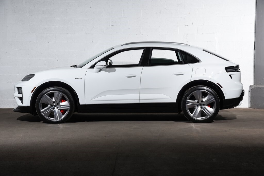 New 2025 Porsche Macan Electric Turbo SUV
