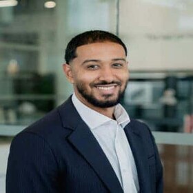 Staff member Moe Taher from ID_b2b810