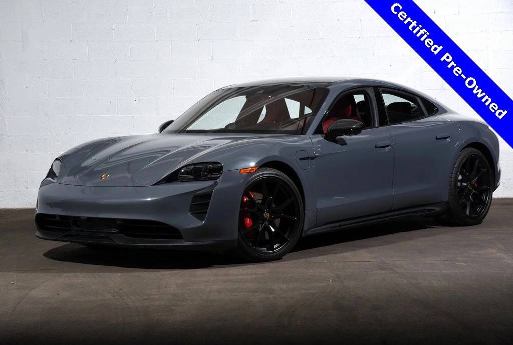 2024 Porsche Taycan GTS's photo