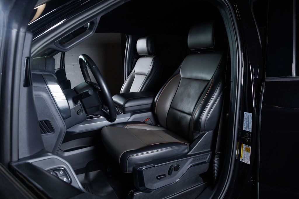 2024 Ford F-150 Lariat - Photo 12