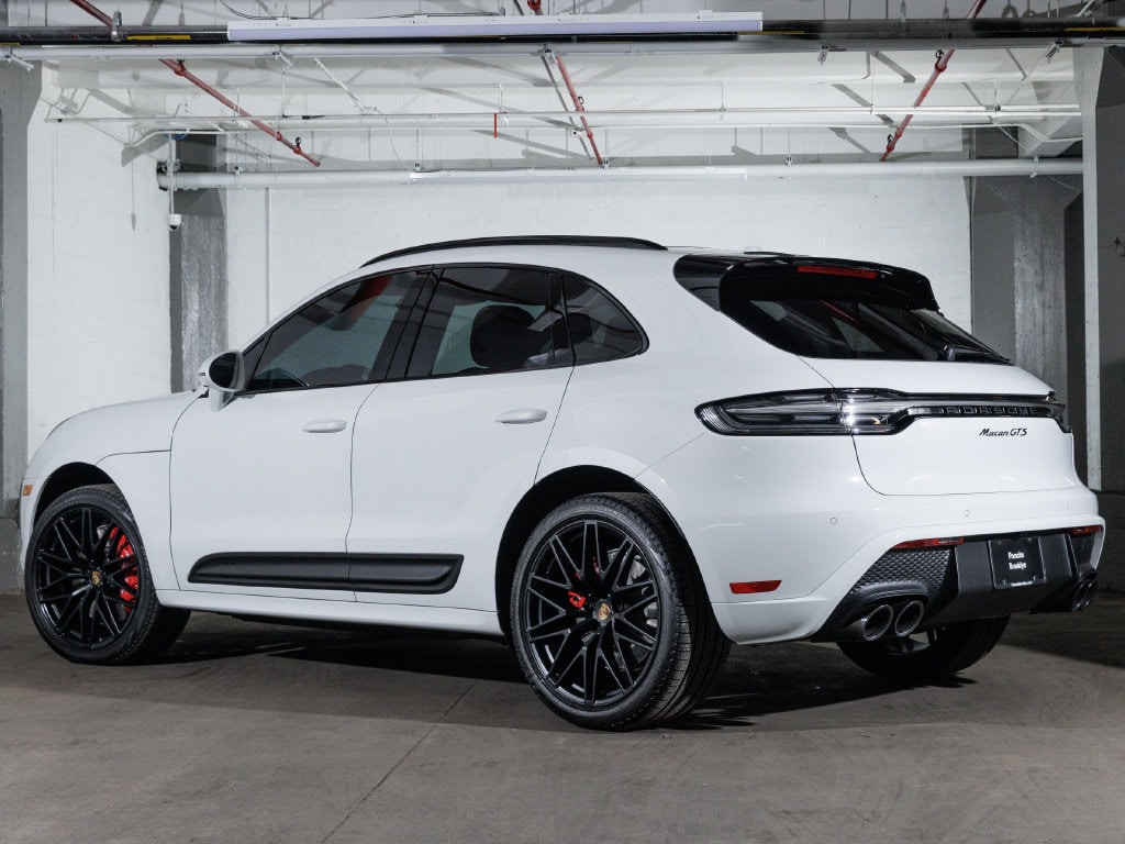 2026 Porsche Macan GTS - Photo 14