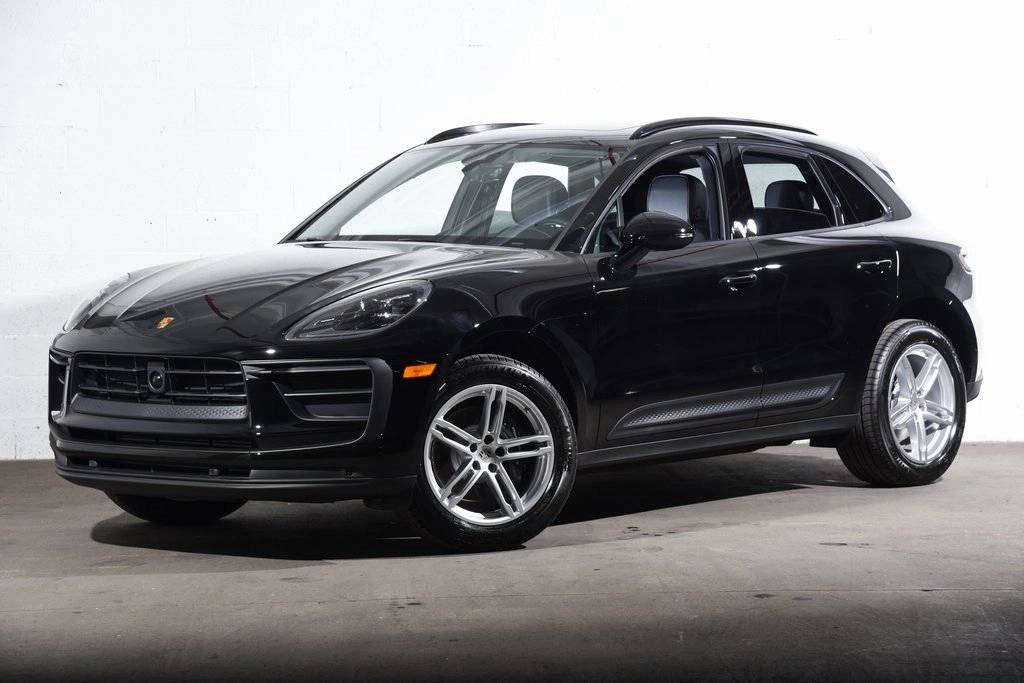 2026 Porsche Macan's photo