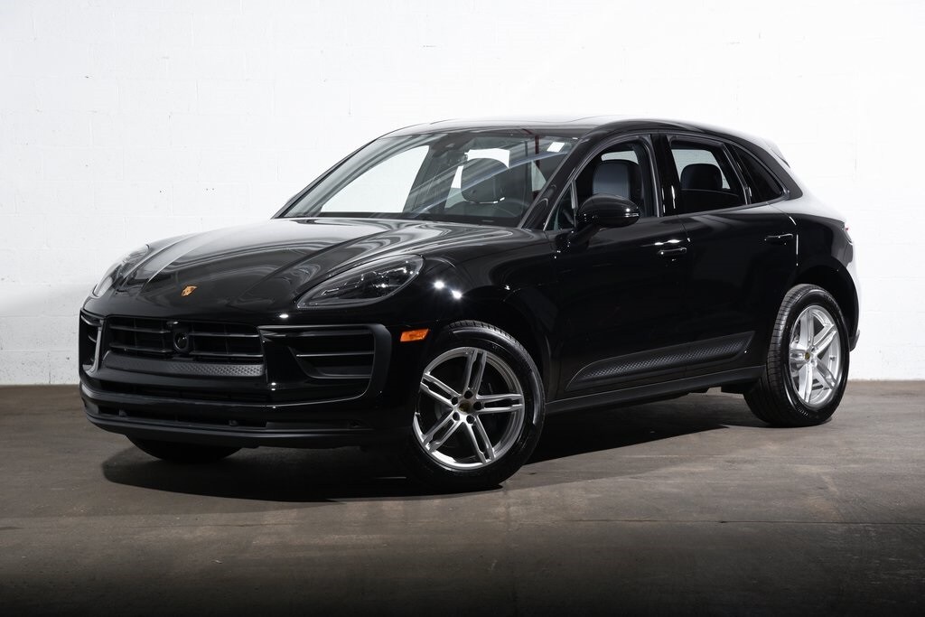 New 2025 Porsche Macan SUV