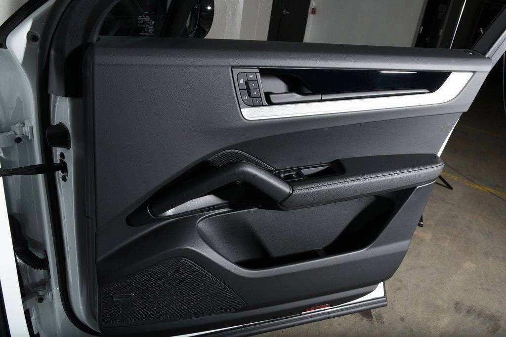2026 Porsche Cayenne Coup S - Photo 27