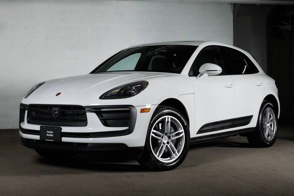 2026 Porsche Macan's photo