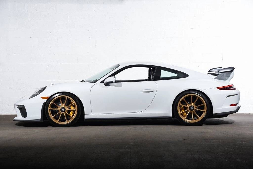 2018 Porsche 911 GT3 photo 2