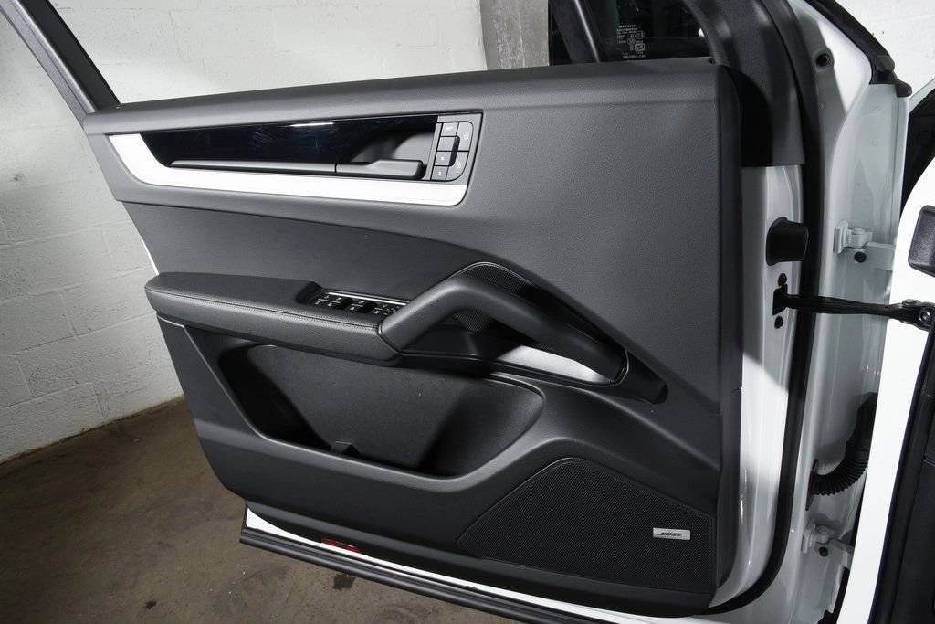 2026 Porsche Cayenne Coup S - Photo 28