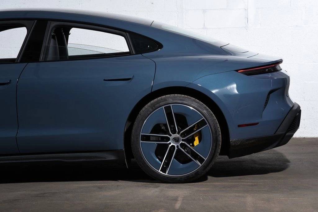 2026 Porsche Taycan Turbo S - Photo 18