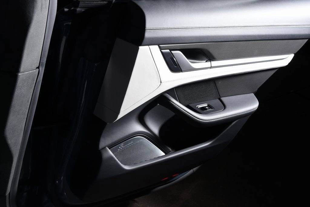 2026 Porsche Taycan Turbo S - Photo 40