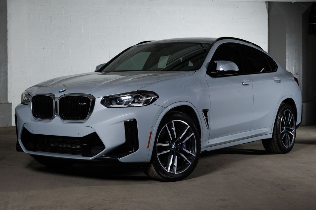 2024 BMW X4 M -'s photo