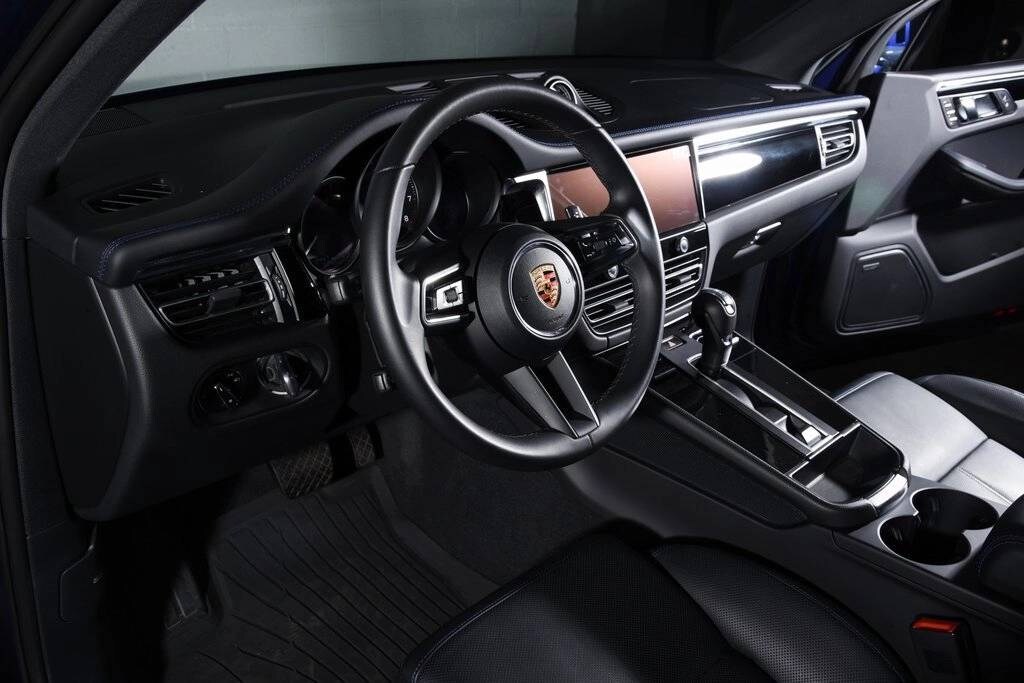 Certified 2024 Porsche Macan SUV