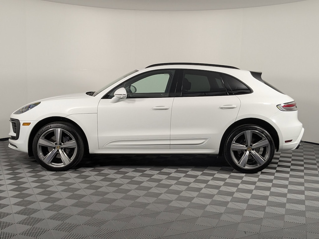 Certified 2024 Porsche Macan SUV