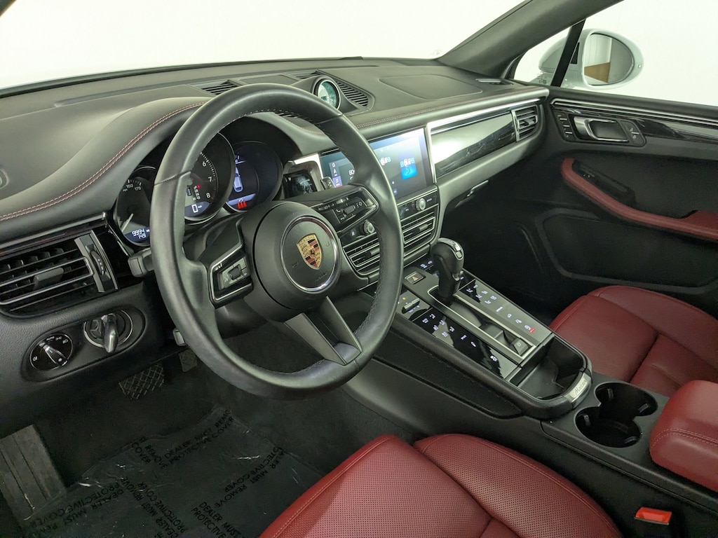 Certified 2024 Porsche Macan SUV