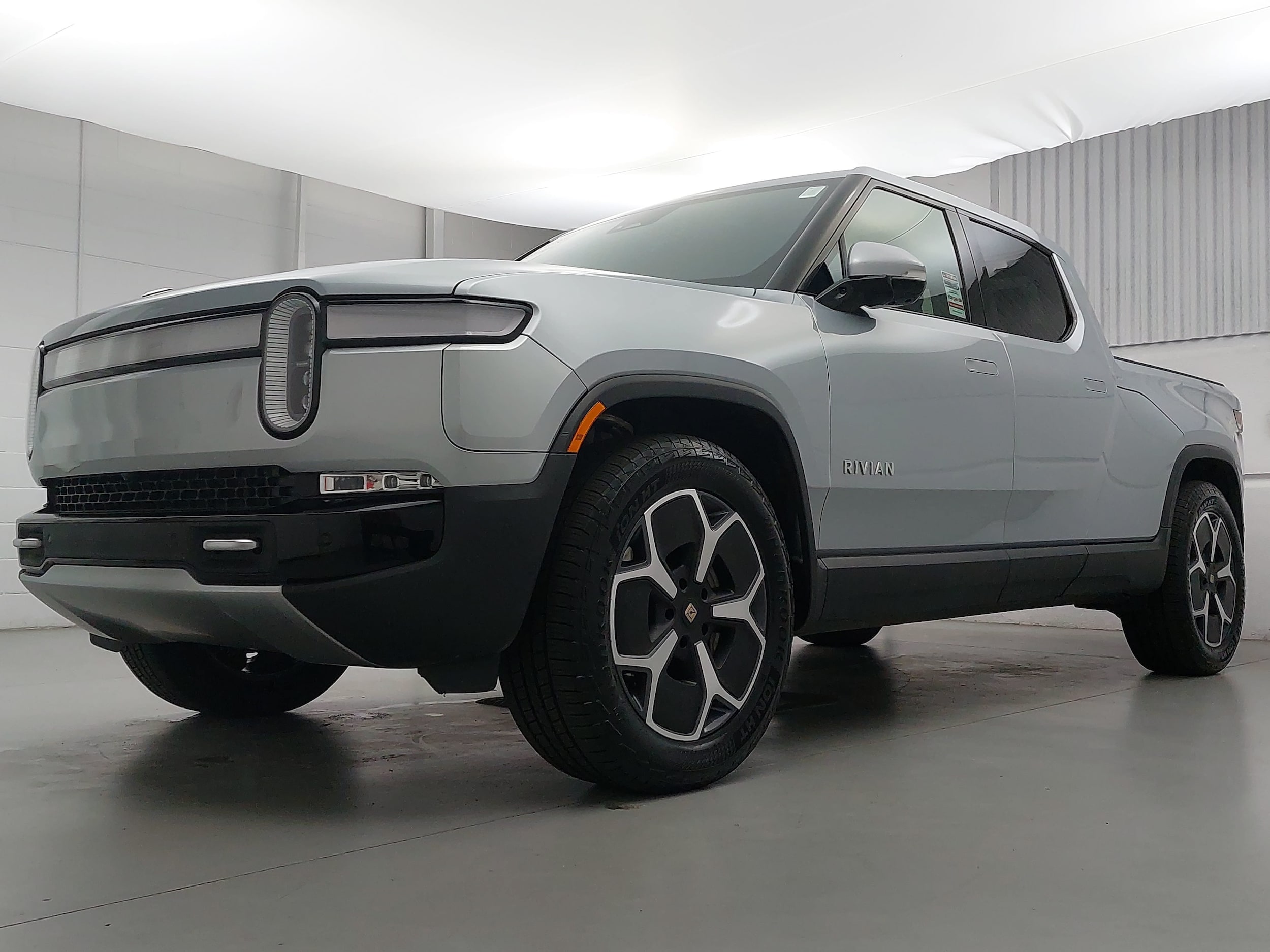 2023 Rivian R1T Adventure Dual-Motor Large Pack's photo