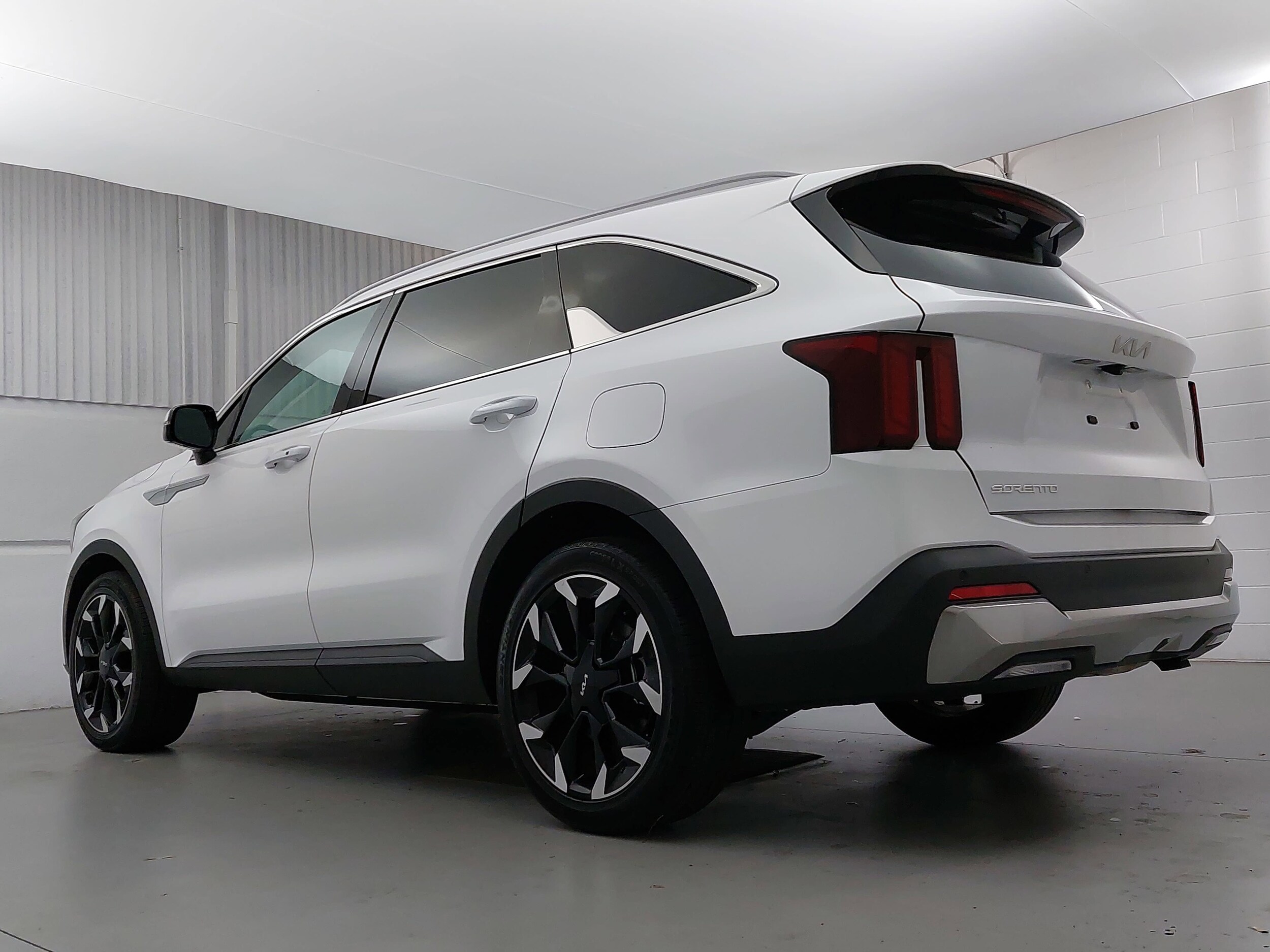 2024 Kia Sorento EX photo 3