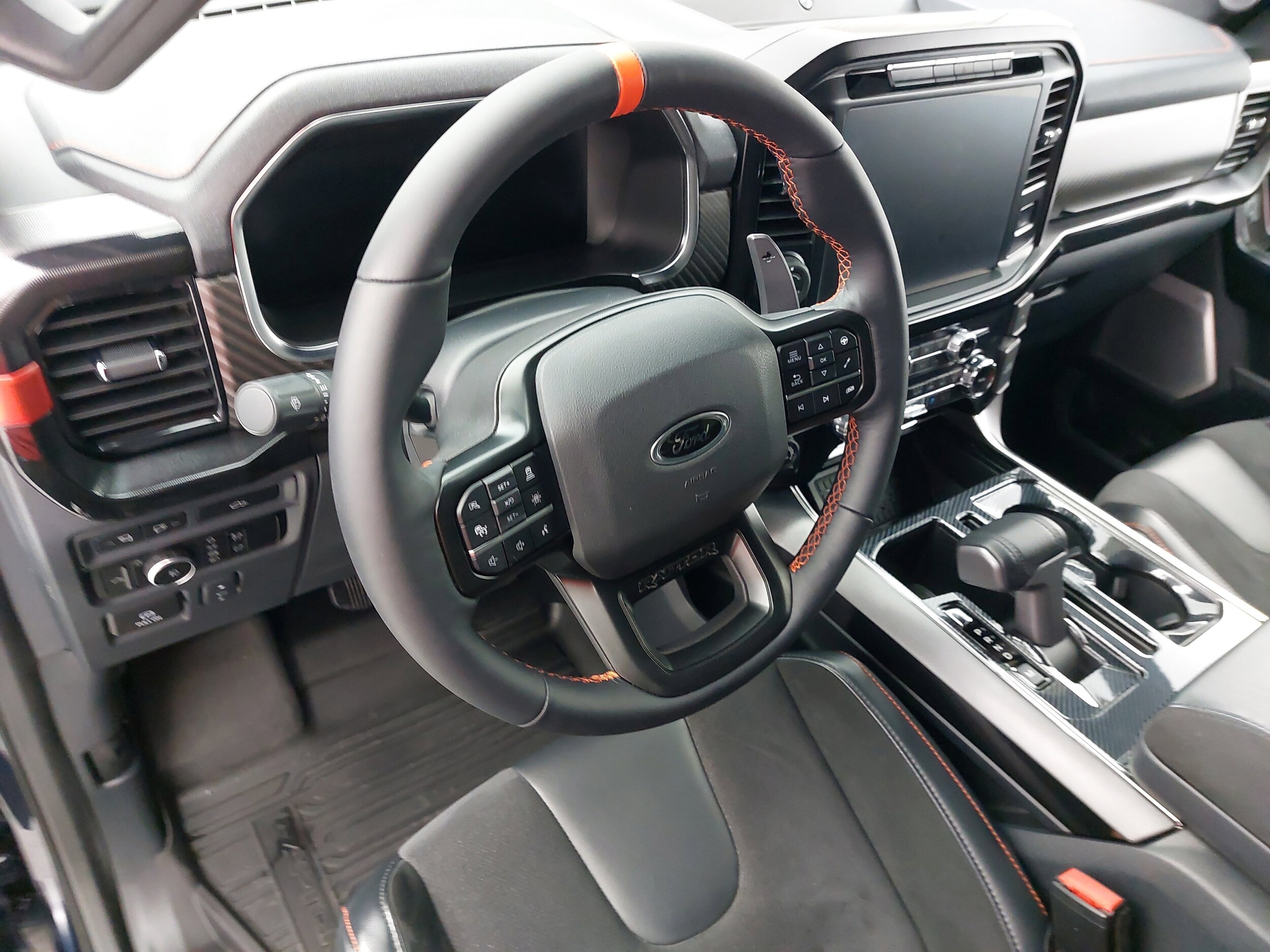 2023 Ford F-150 Raptor photo 4