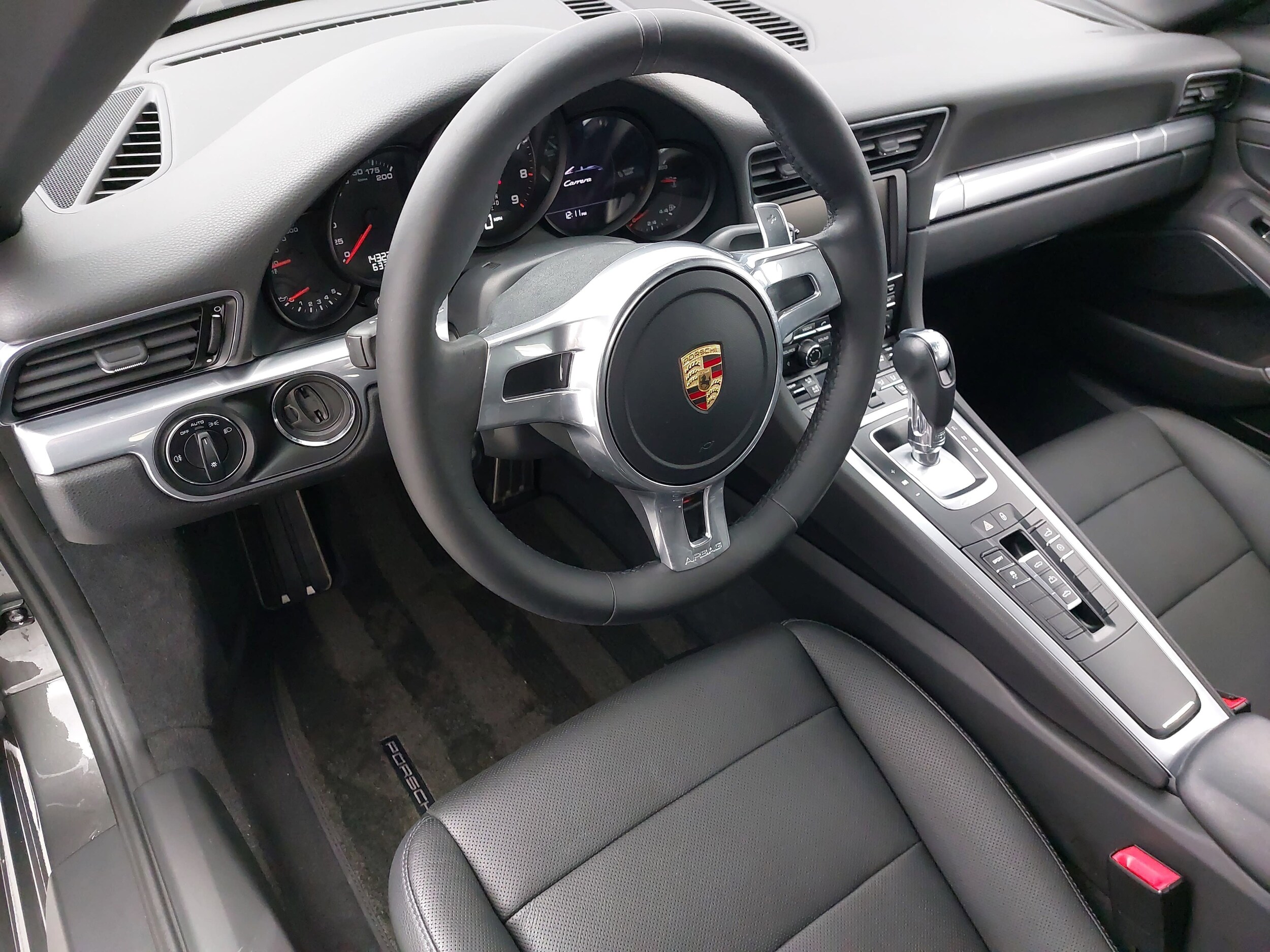 2013 Porsche 911 Cabriolet photo 4