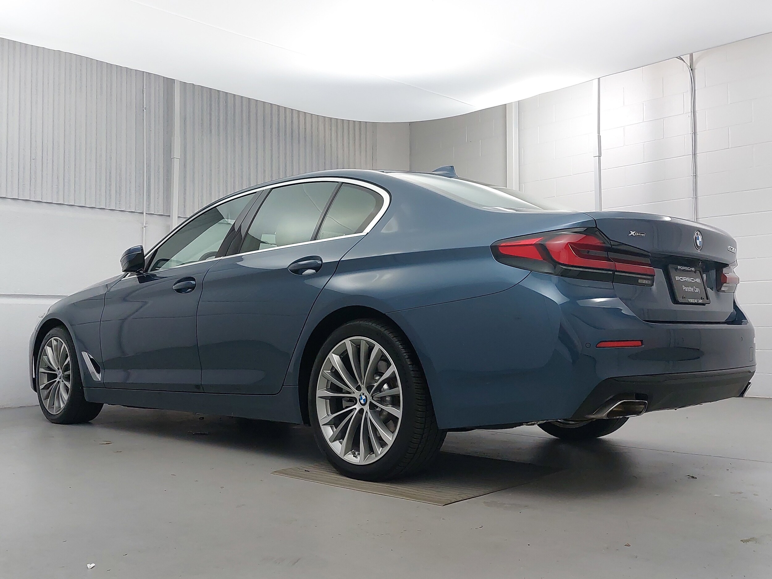 2023 Bmw 530i xDrive photo 3