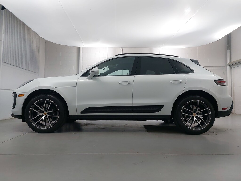 Certified 2024 Porsche Macan SUV