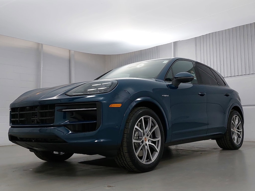 New 2026 Porsche Cayenne E-Hybrid SUV
