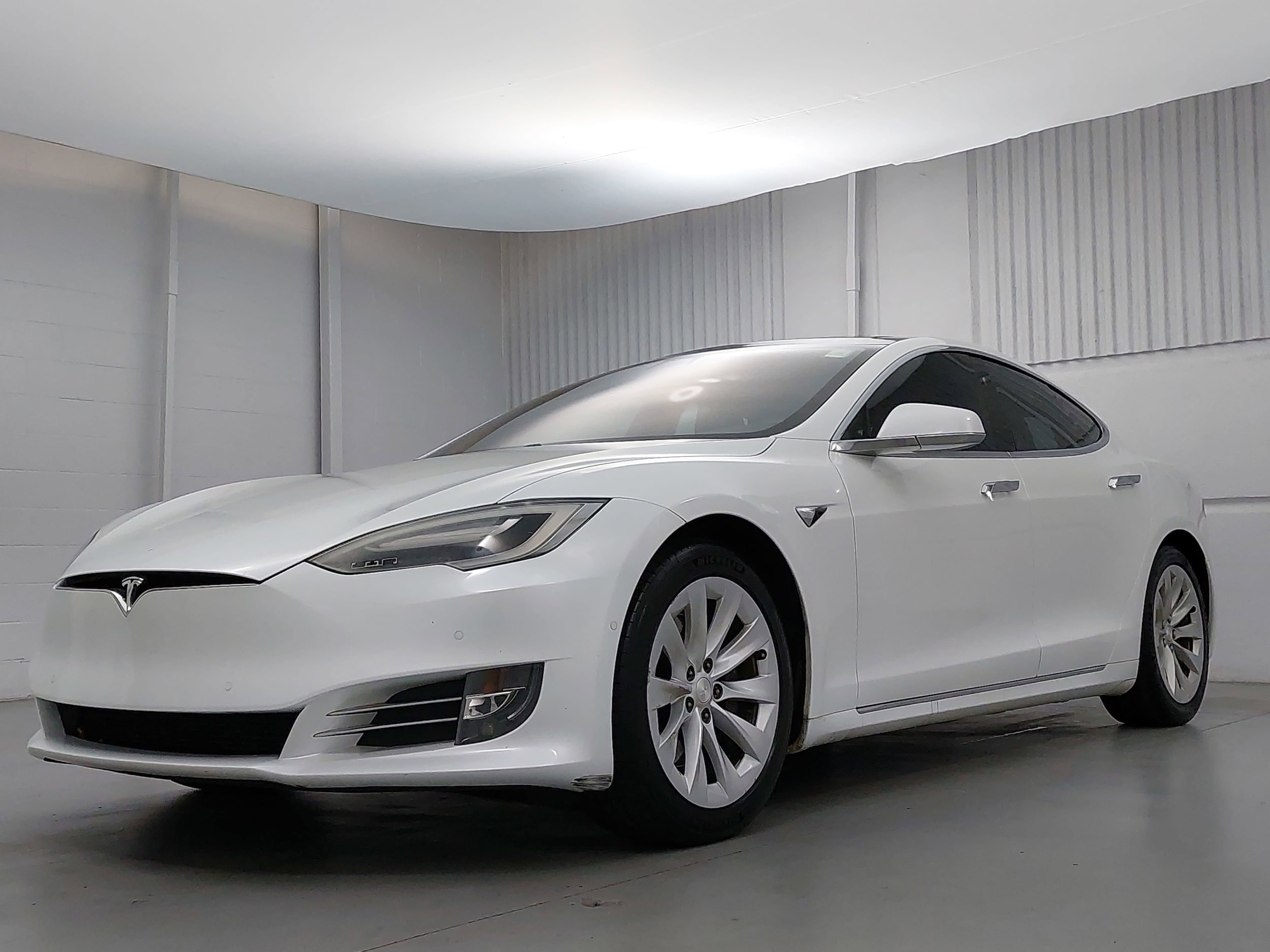 2017 Tesla Model S 75D's photo